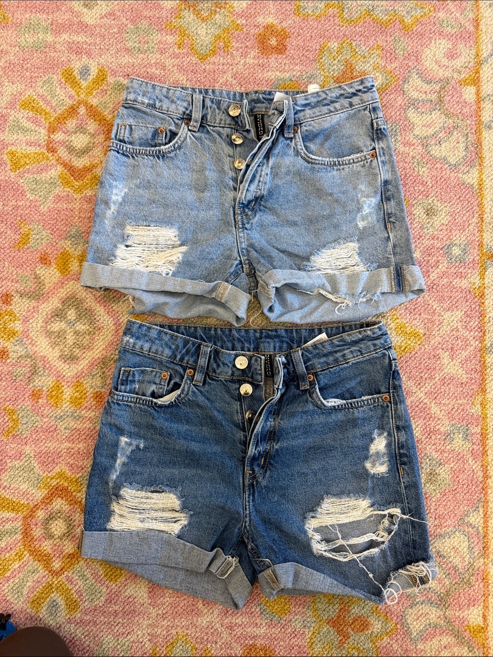 2-Pack Divided H&M Distressed Rolled-Hem Denim Shorts in Light and Dark Blue